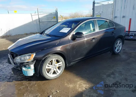 2014 Volvo S60 T5/T5 Platinum/T5 Premier/T5 Premier Plus z USA, uszkodzony, nr VIN YV1612FS7E1299140